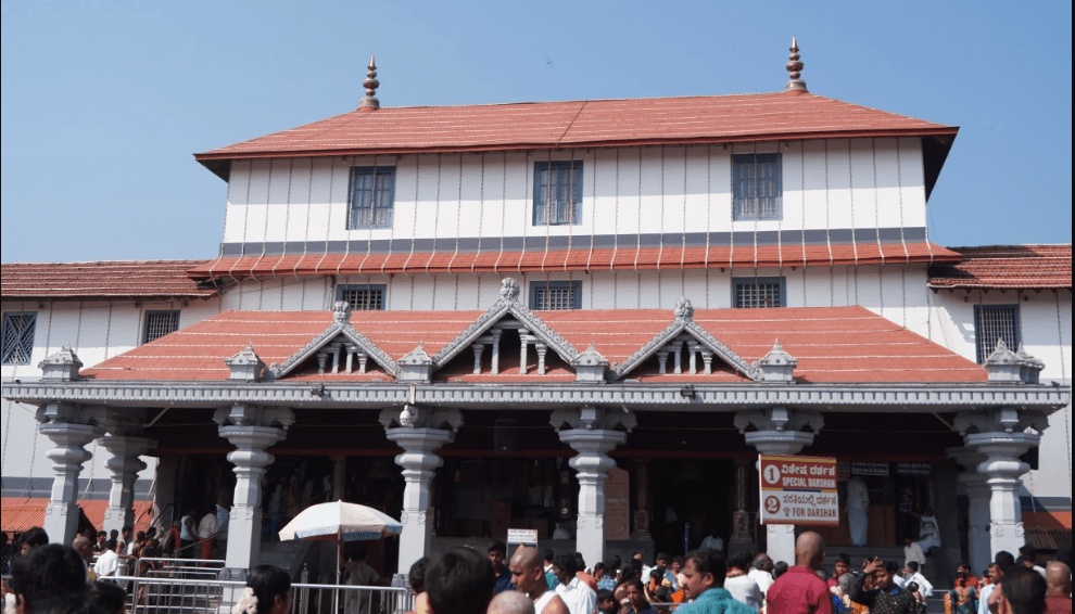 Taxi to Kollur from Mangalore Airport